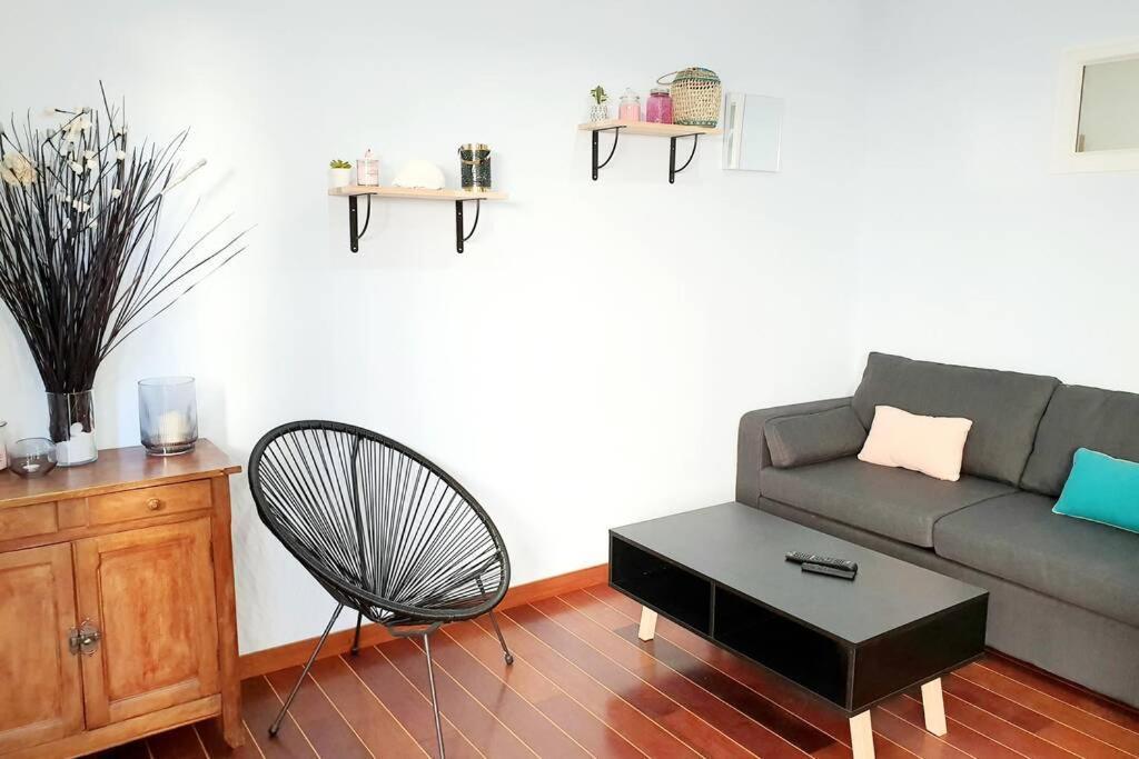 Appartement Lumineux Tout Confort De 33M2 Au Centre De 瓦讷 外观 照片